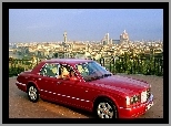 Kobieta, Bentley Arnage